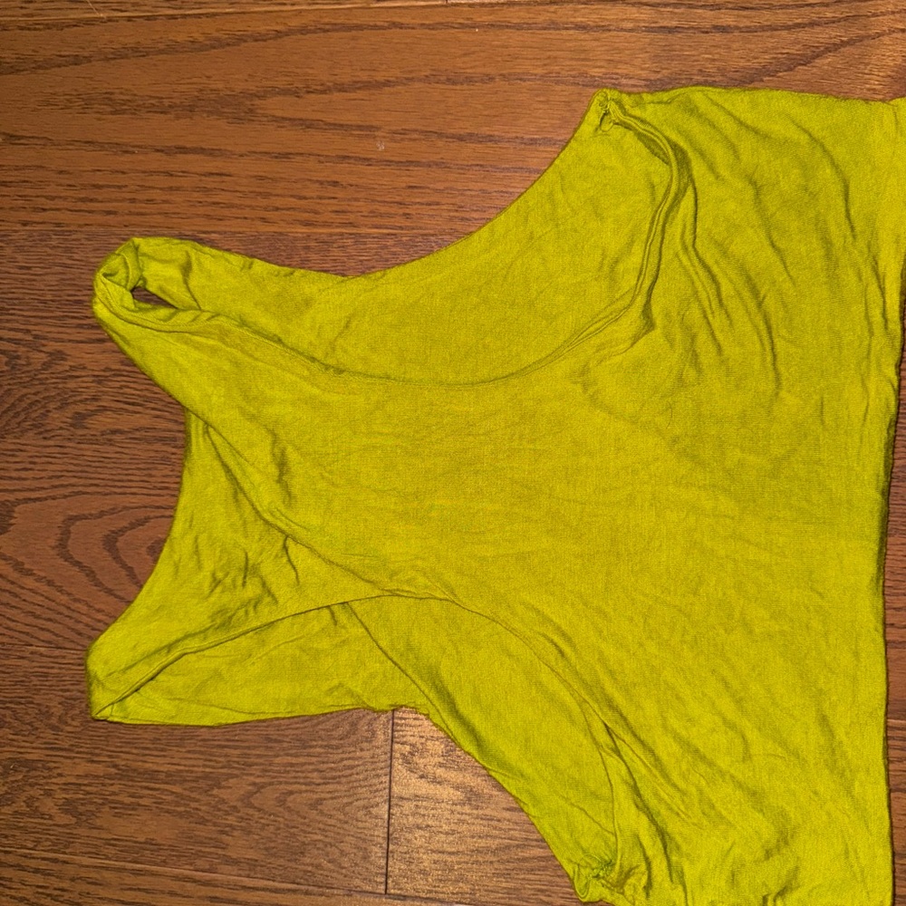 Crop tops - Picture 4 of 4